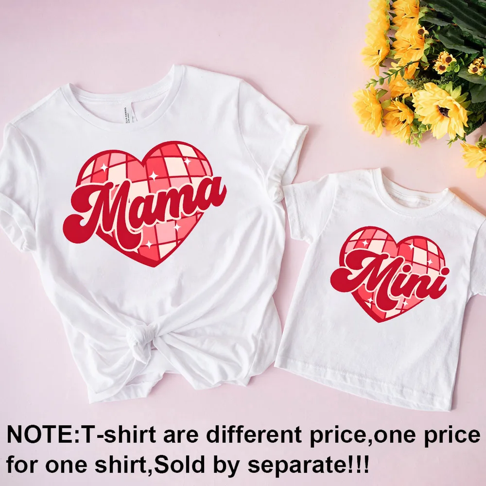 Ropa familiar de San Valentín con estampado mini mamá a juego - imagen 2