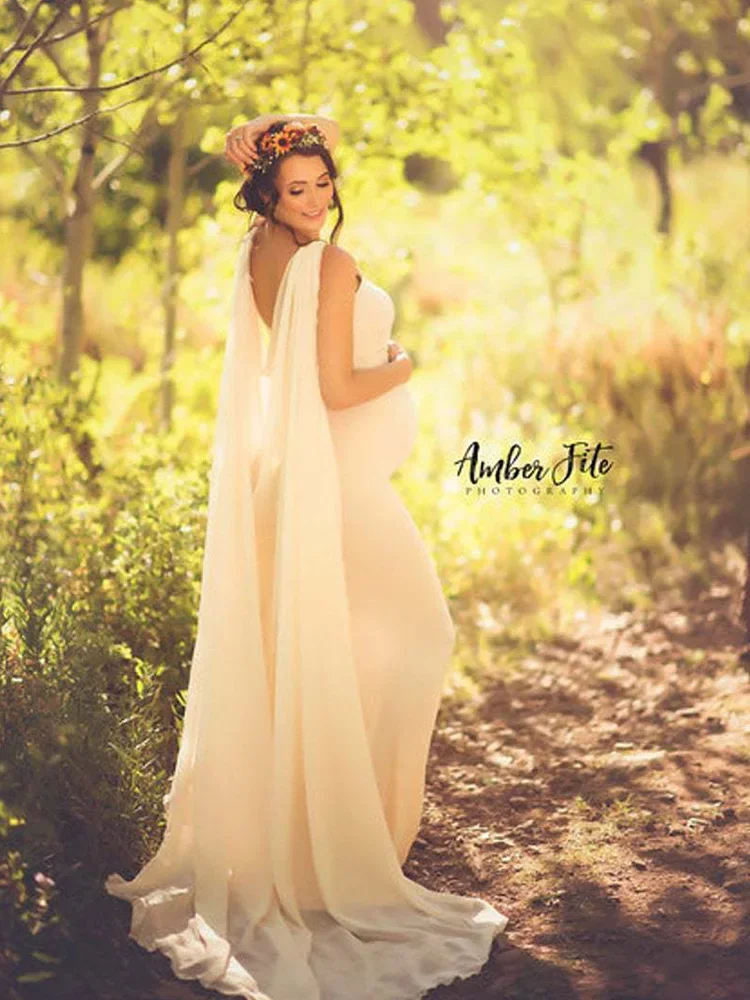 Vestido de embarazo para sesión de maternidad con hombros descubiertos - imagen 4