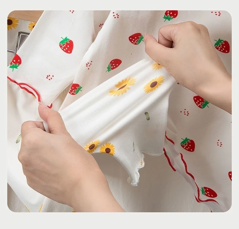 Conjunto de pijama infantil con diseño divertido