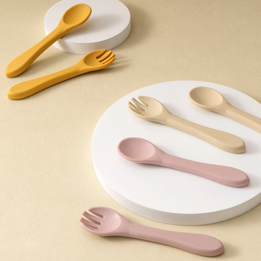 Cubiertos de silicona para bebé – Cuchara y tenedor sin BPA - imagen 3