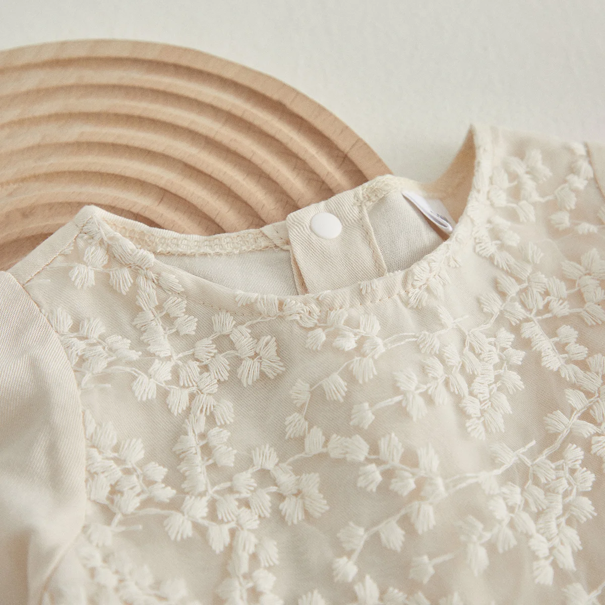 Modelo del vestido mameluco