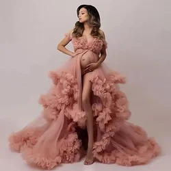 Vestido de maternidad cruzado fluido para sesión fotográfica