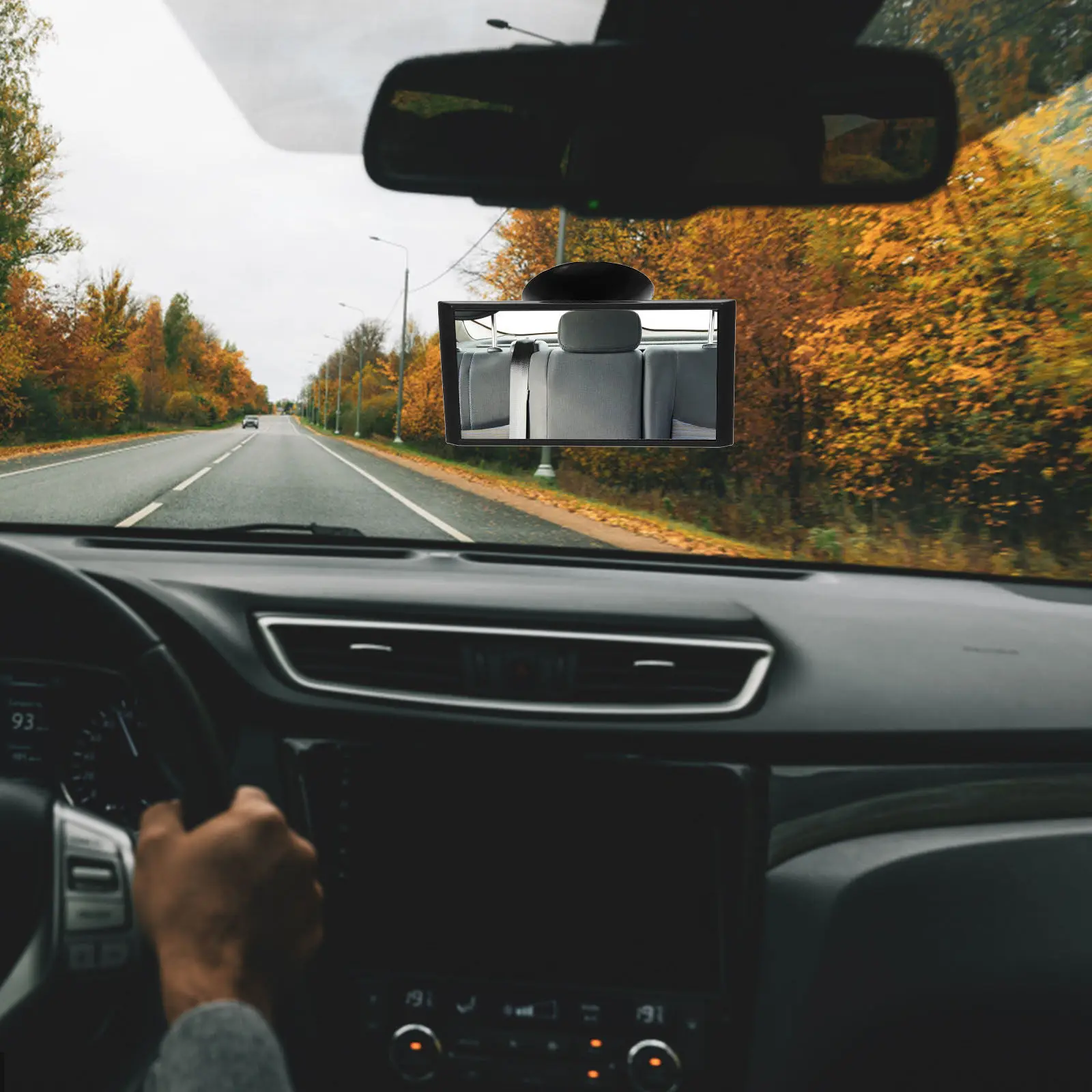 Espejo retrovisor mostrando ajuste de ángulo