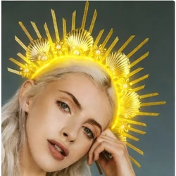 Corona halo LED iluminada con perlas y conchas para cosplay