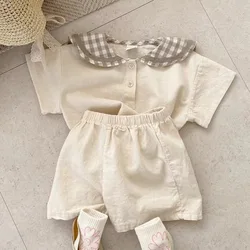 Conjunto de verano bebé marino a cuadros con camiseta y pantalón corto