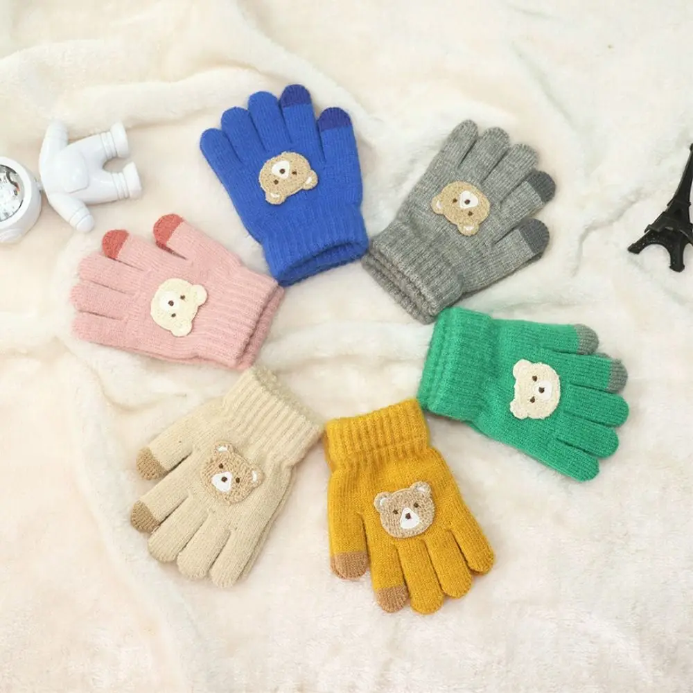 Guantes en uso