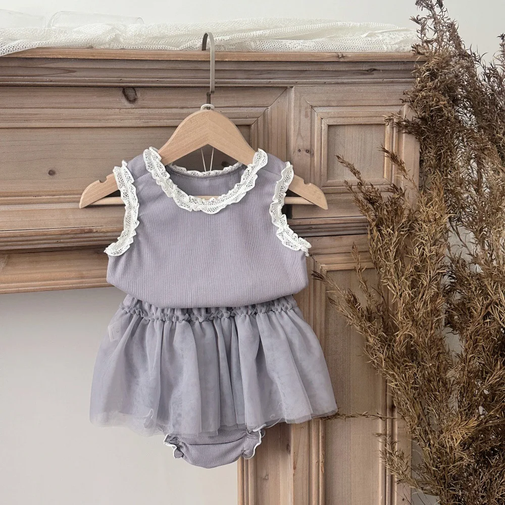 Conjunto de verano MILANCEL con camiseta de encaje y pantalón corto de malla