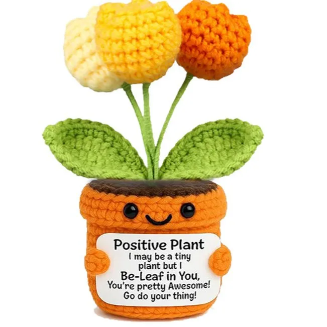 Planta tejida de lana verde para amigurumi - imagen 3