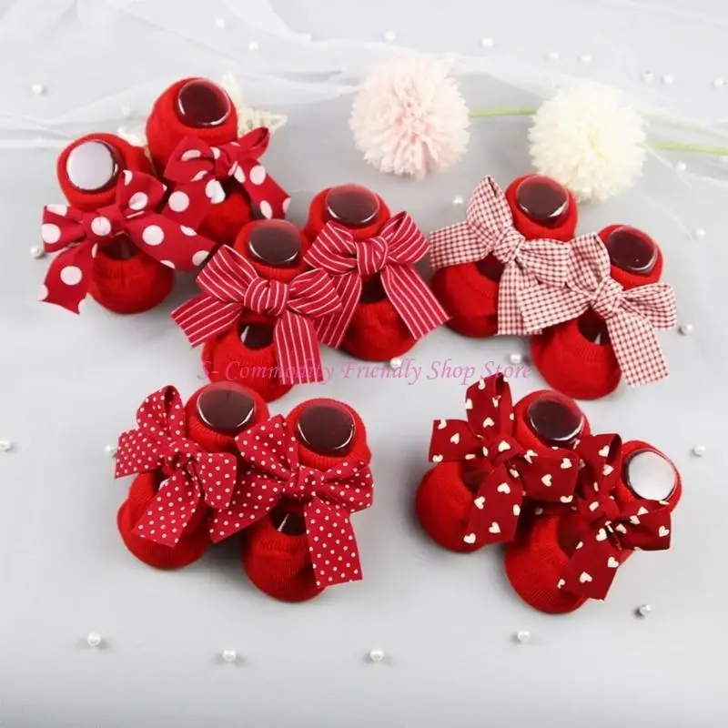 Calcetines rojos navideños para bebé