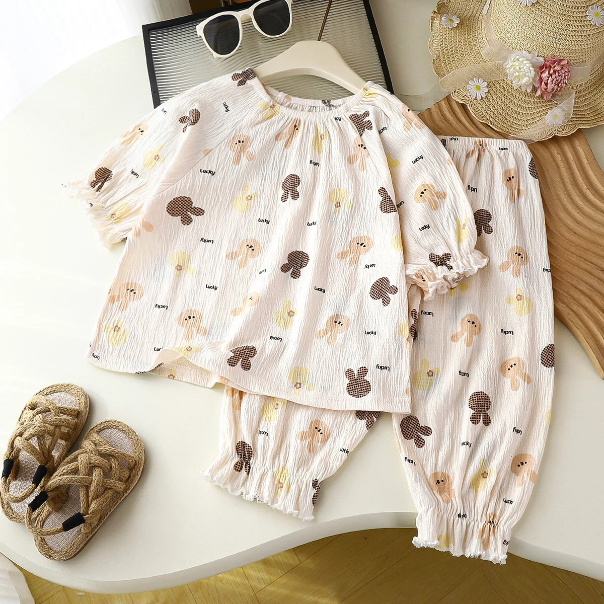 Pijama niña de verano con estampado adorable de conjunto