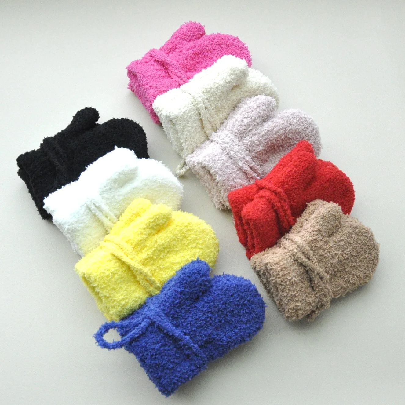 Guantes de felpa gruesa con cuerda para bebé – Manoplas térmicas - imagen 3