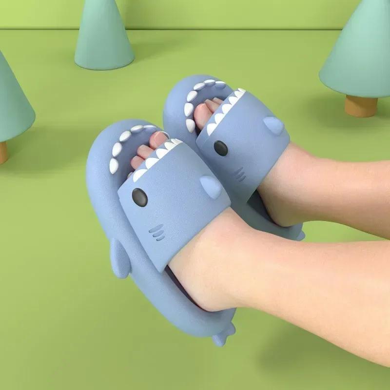 Zapatillas de tiburón antideslizantes para niños de playa - imagen 2