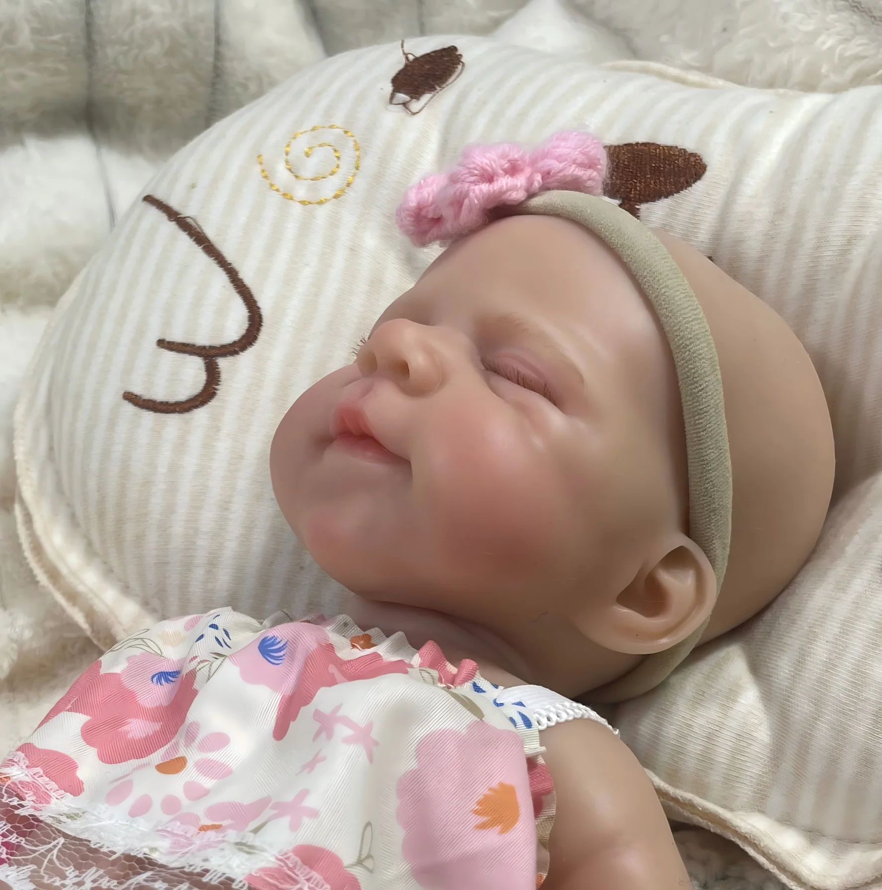 Muñeca reborn Pascale de silicona suave, lavable, regalo - imagen 4