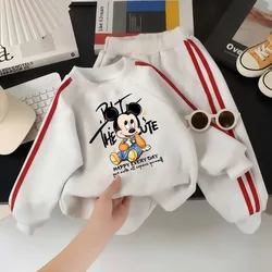 Chándal infantil Disney de sudadera con capucha y pantalón largo