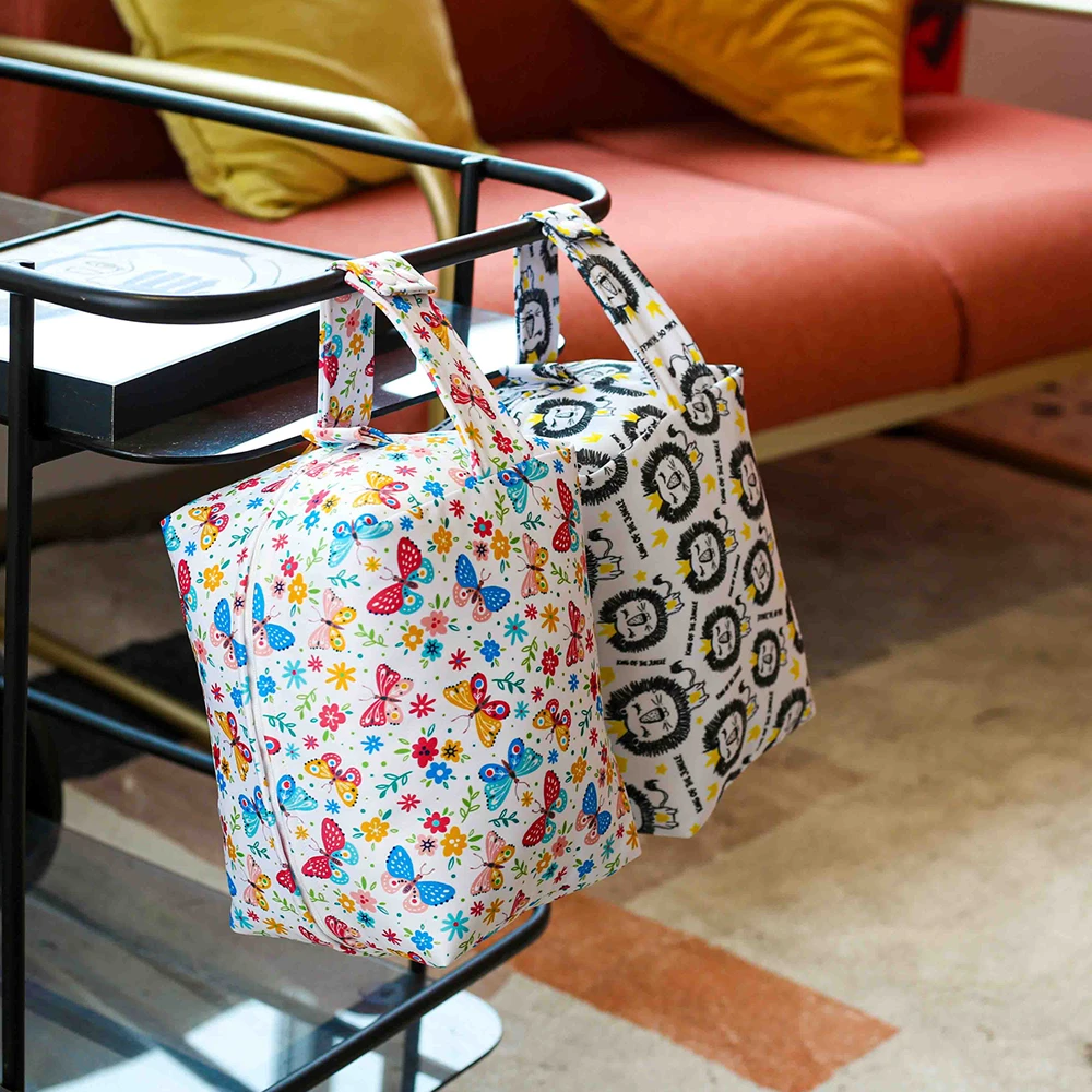 Bolsa impermeable de viaje para pañales y bañador - imagen 3