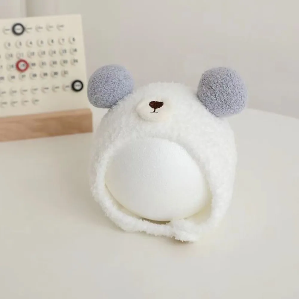 Gorro de invierno para bebé en uso