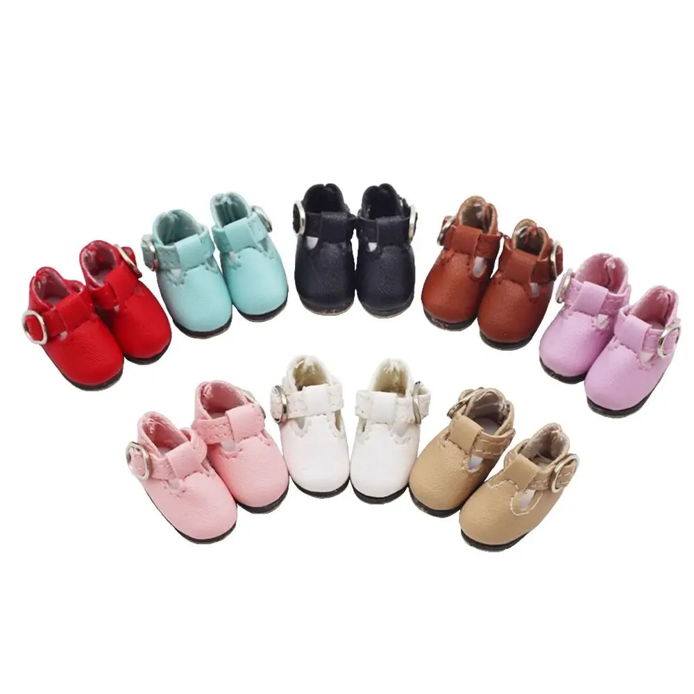 Zapatos mini en distintos estilos