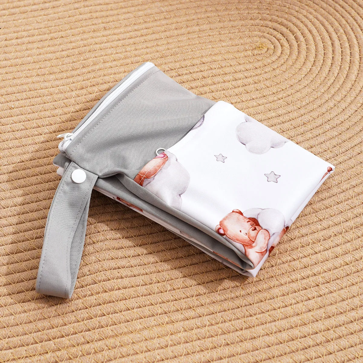 HappyFlute Wetbag impermeable 30×40 cm con asa para pañales - imagen 5