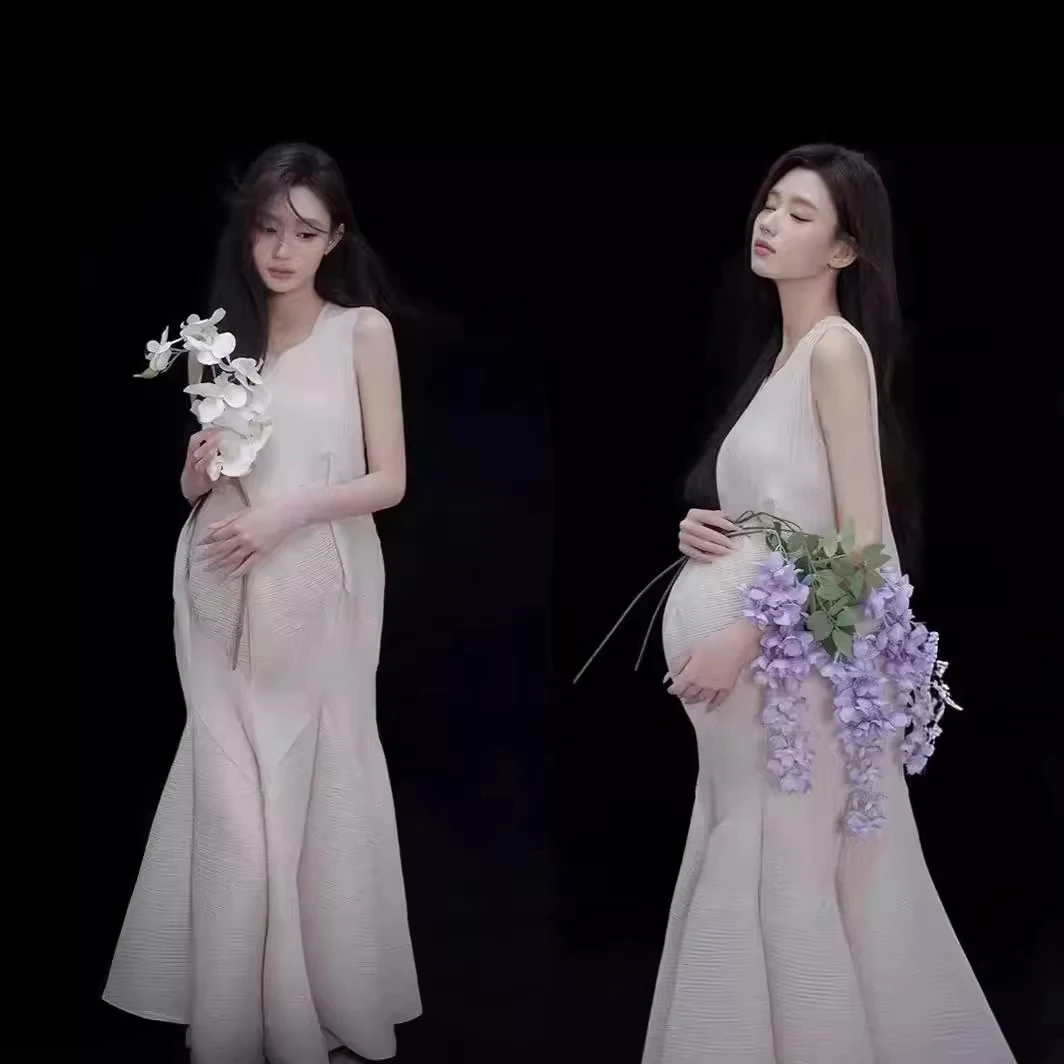 Vestido premamá blanco elegante para sesión de fotos - imagen 3
