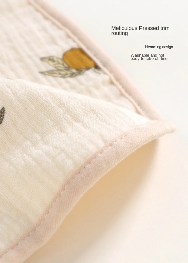 Paño utilizado como protector para eructar al bebé sobre el hombro del adulto