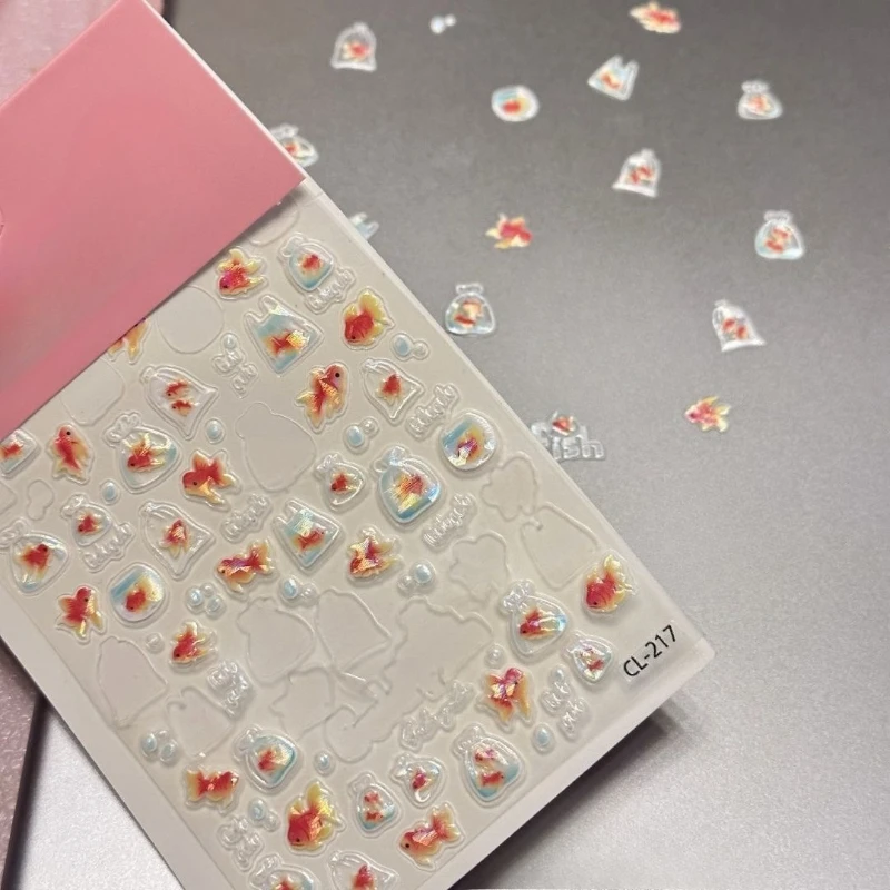 Pegatinas aplicadas en funda de teléfono con estilo marino