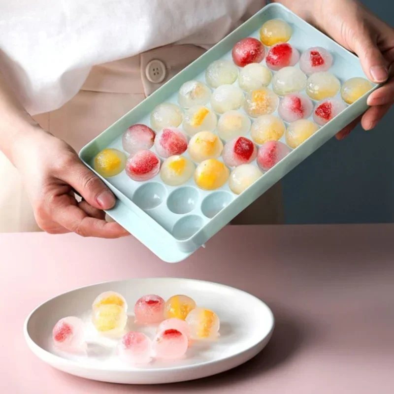 Molde de hielo para piruletas y cubitos con forma divertida - imagen 2