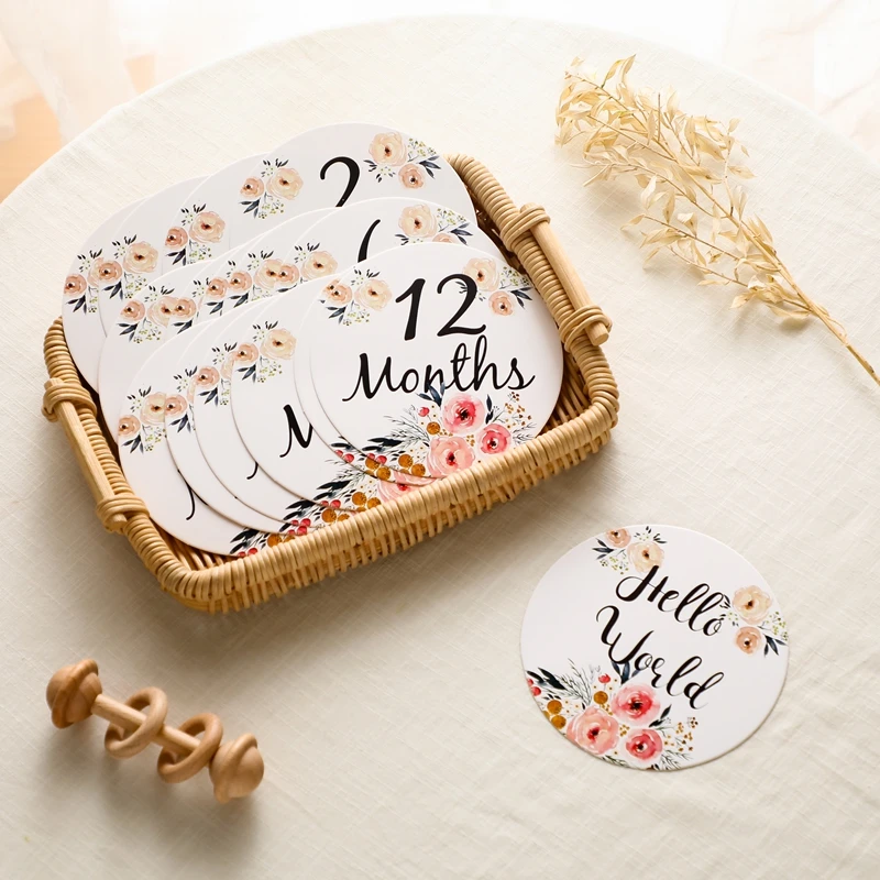 Tarjetas florales para hitos de bebé