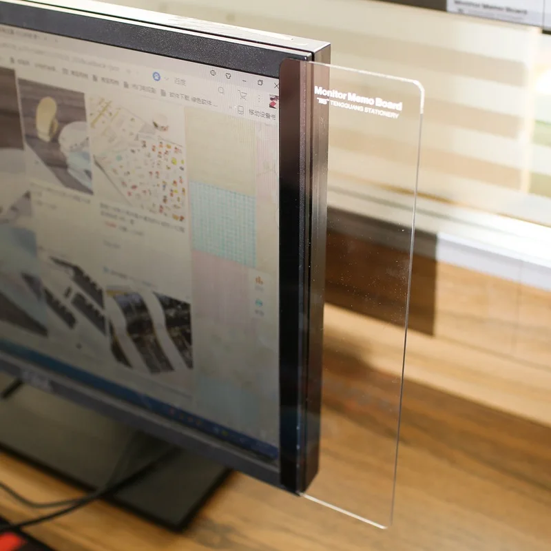 Tablero de anuncios infantil decorativo con monitor de plástico - imagen 4