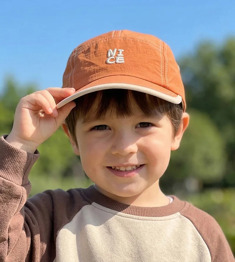Gorra para exteriores y días calurosos