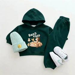 Conjunto de terciopelo fino para bebé verde con capucha Mickey