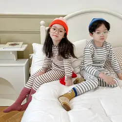 Conjuntos de pijama acolchados cálidos a rayas para niños