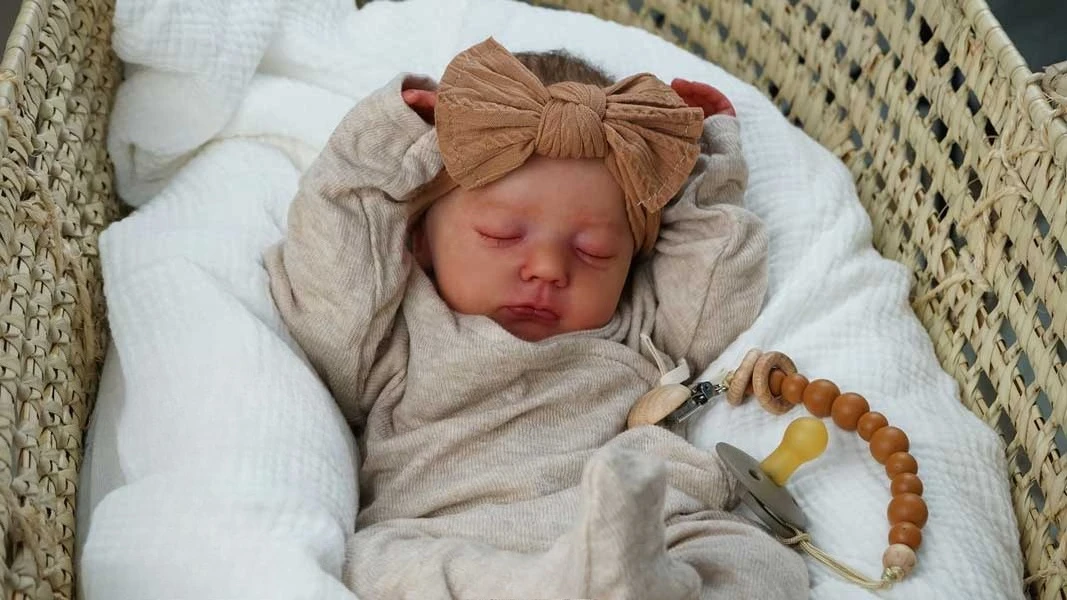 Alessia Kit muñeca Reborn – Cuerpo de tela suave y piezas blancas - imagen 4