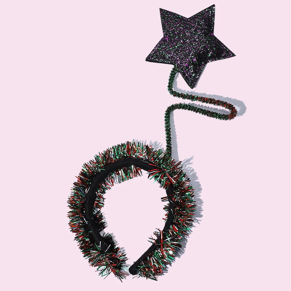 Detalle de diadema de felpa azul