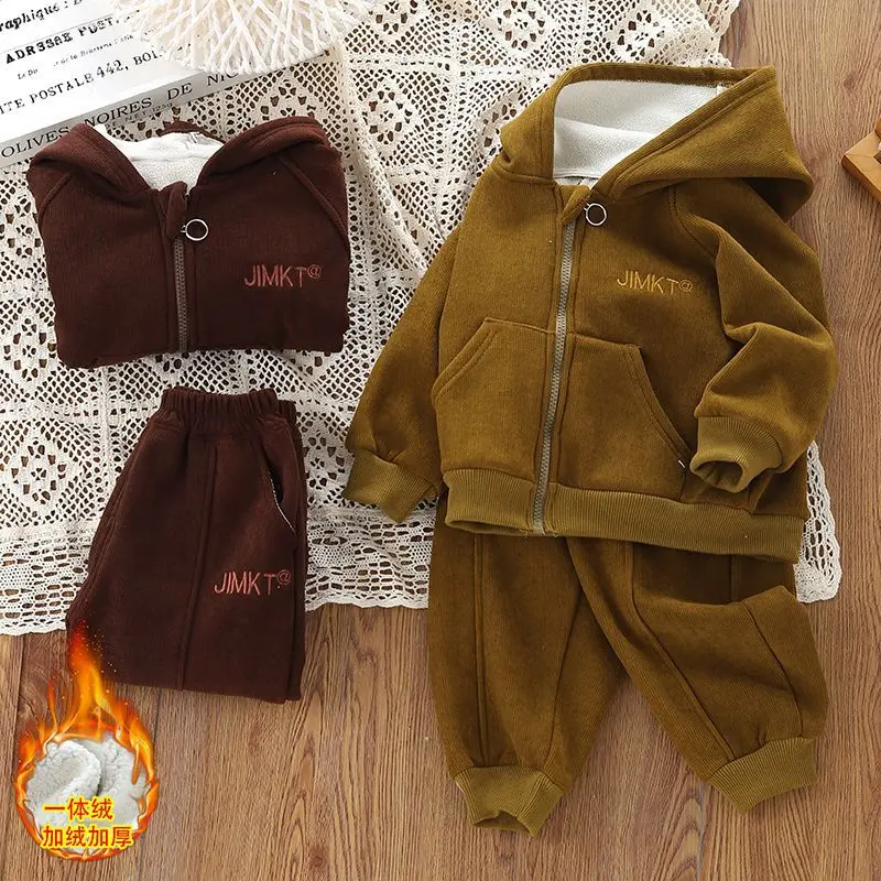 Conjunto infantil de invierno acolchado con sudadera y pantalón - imagen 3