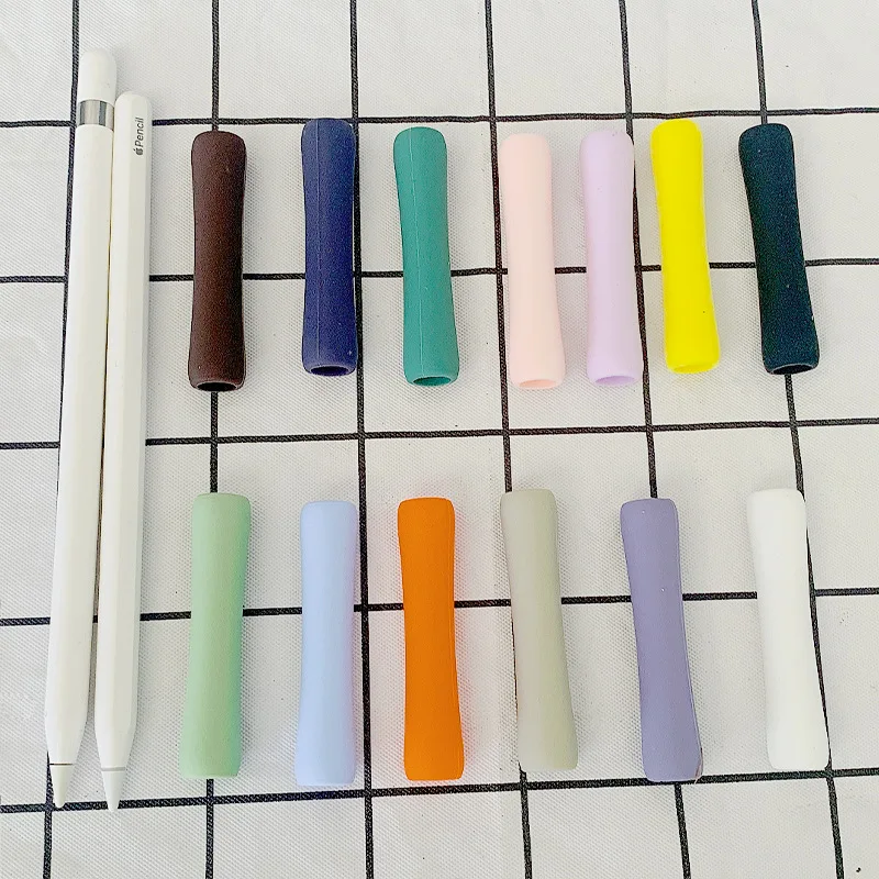 Funda de silicona en color negro adaptada al lápiz de Apple