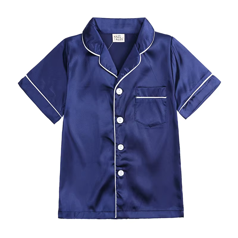 Conjunto de pijama de dos piezas en tono azul pastel