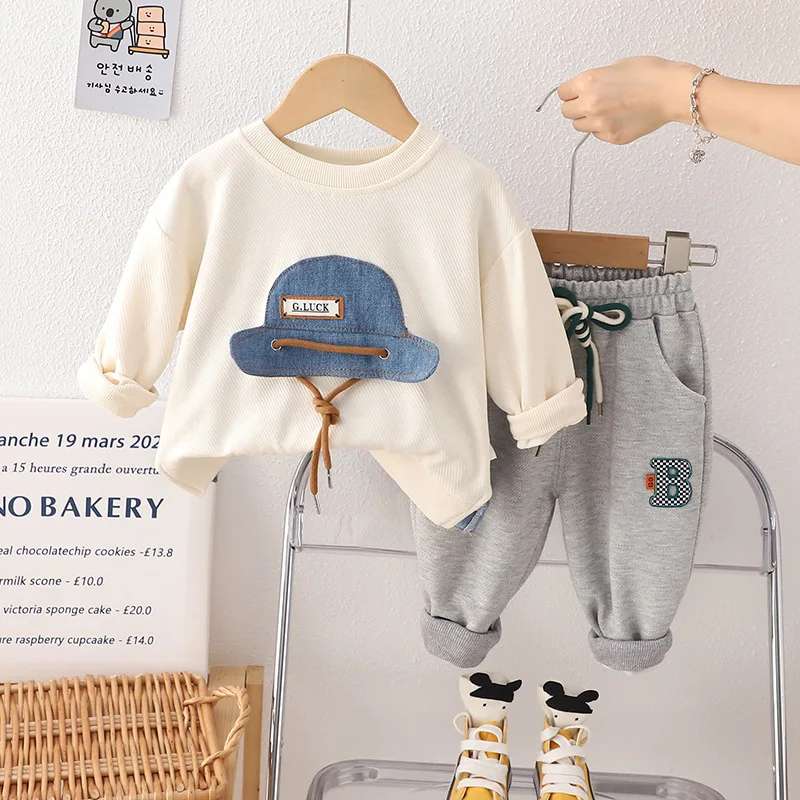 Conjunto infantil de punto para primavera y otoño - imagen 2