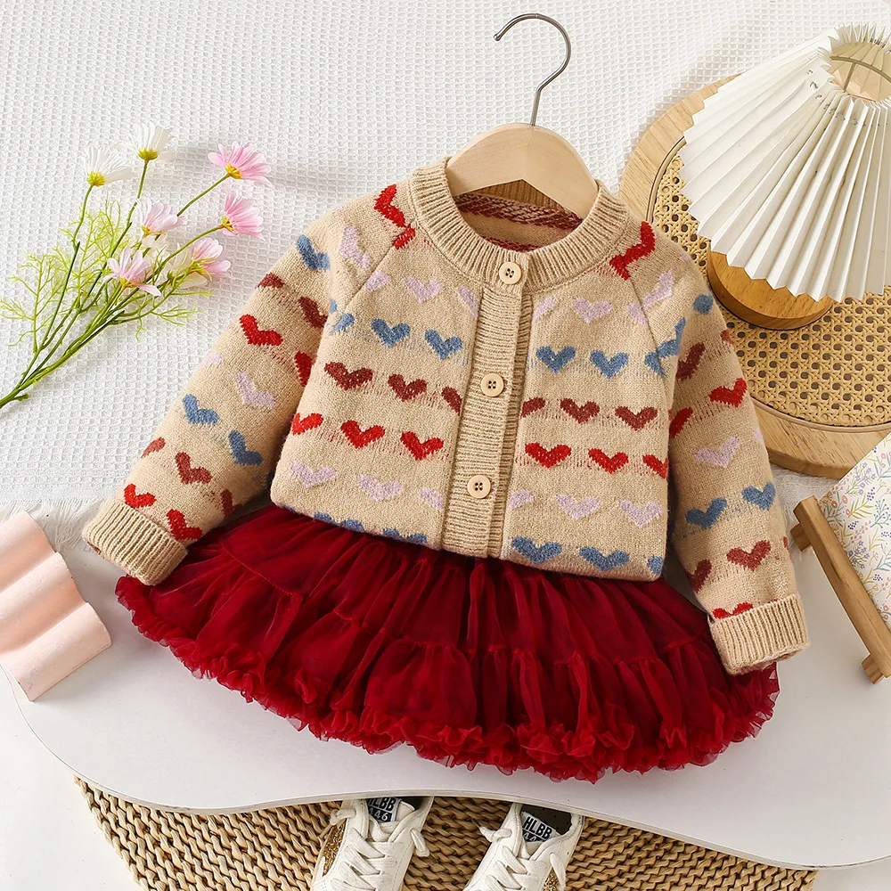 Conjunto de niña cárdigan de punto con corazón y falda baile - imagen 5