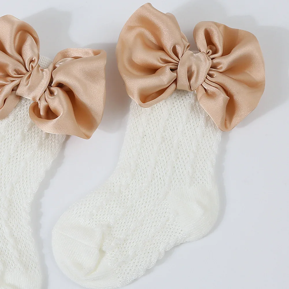 Set de calcetines y diadema en diferentes colores