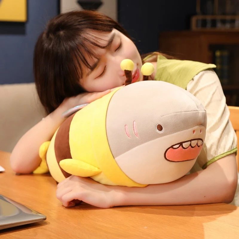 Peluche abeja tiburón suave, almohada cojín para niños - imagen 5