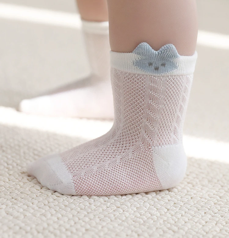 Calcetines de algodón con conejito para bebés