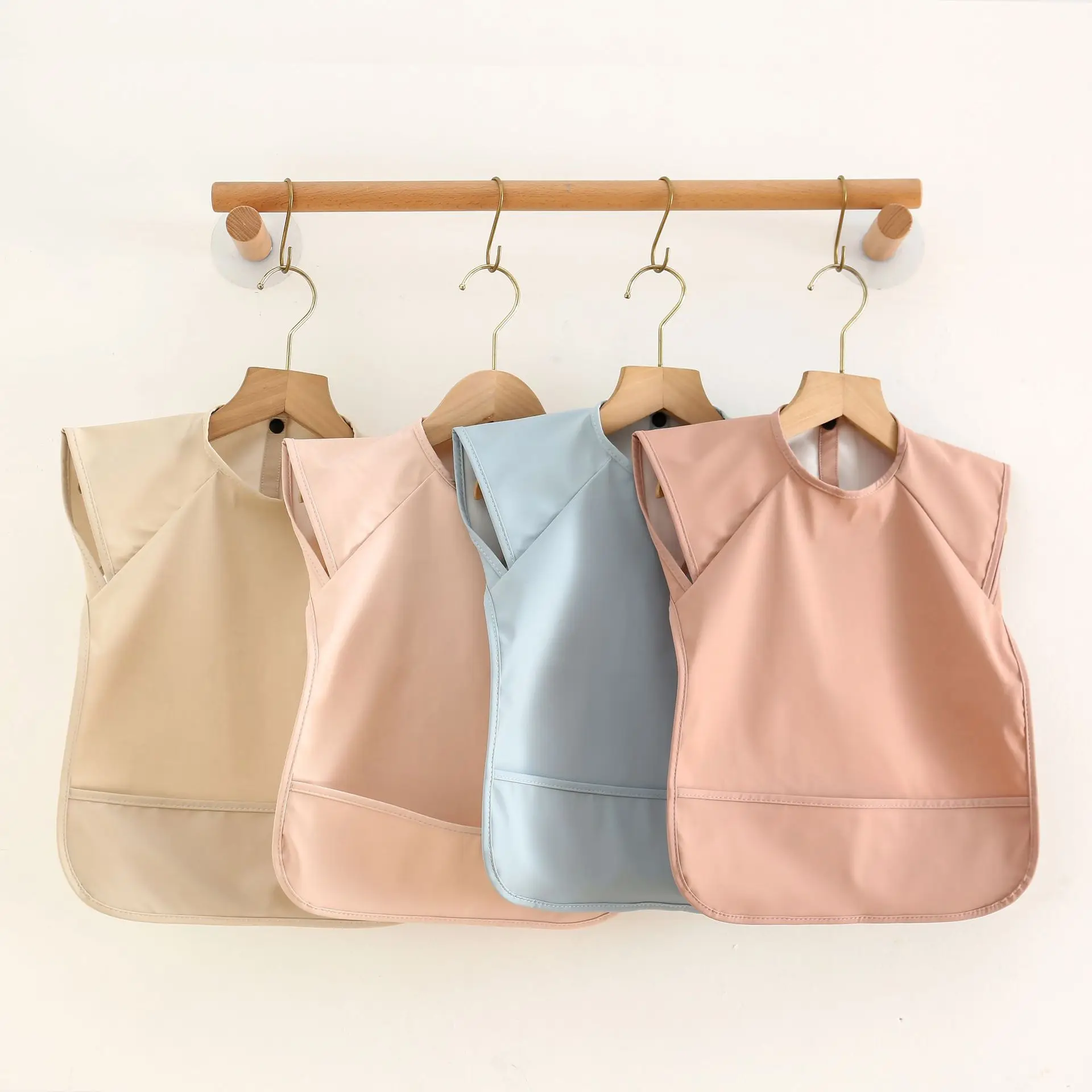 Baberos para bebé con bolsa de almacenamiento y fácil limpieza - imagen 3