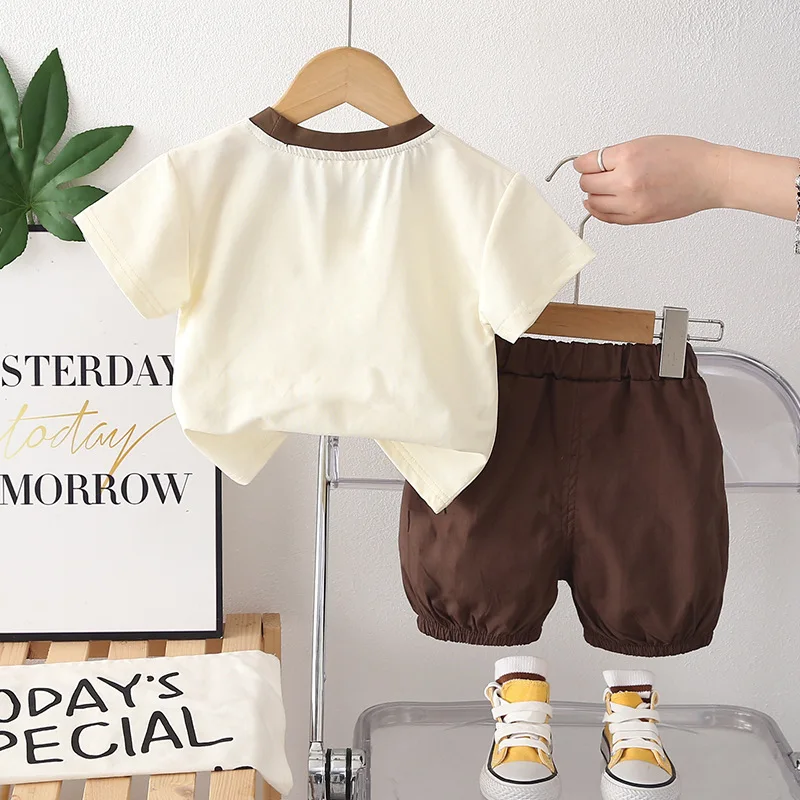 Conjunto de verano para bebé con camiseta y pantalón corto - imagen 5