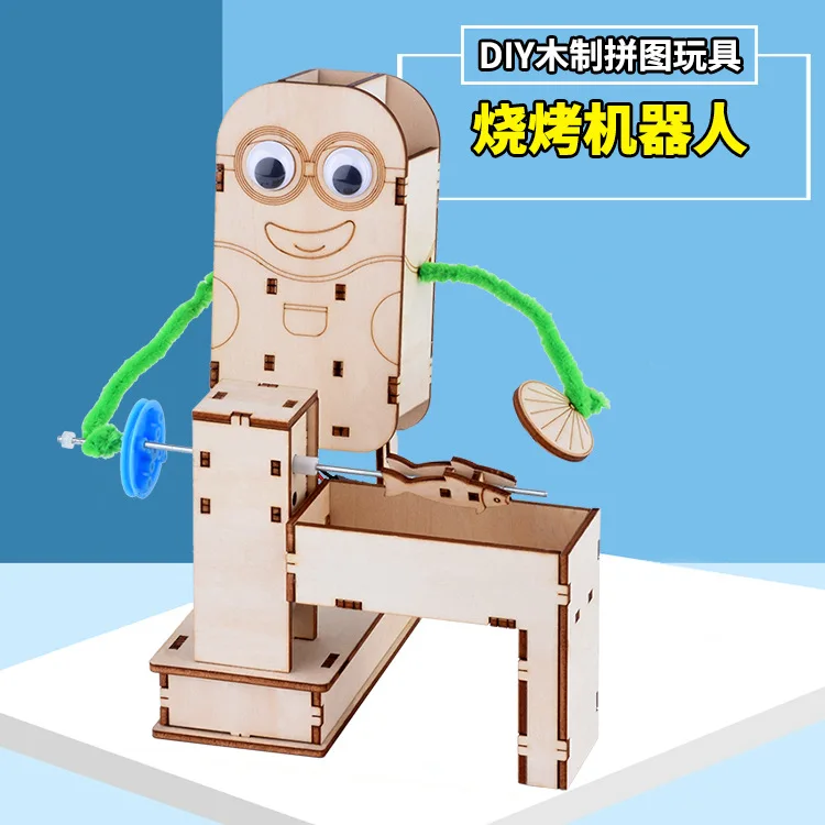Robot de barbacoa de madera visto frontal