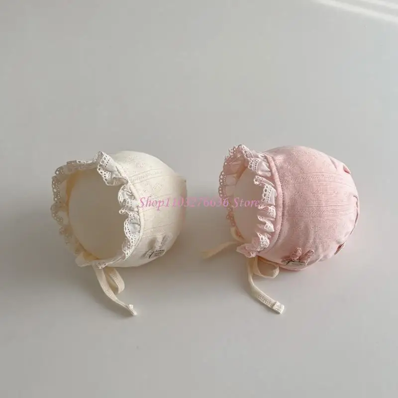 Gorro de encaje suave para bebé niña con flores y conejo cómodo - imagen 4