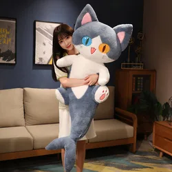 Peluche almohada de gato alienígena tierno con cola de tiburón