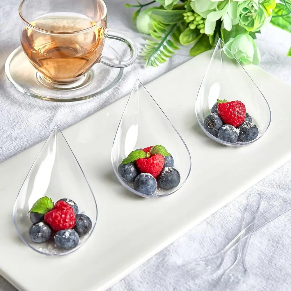 Platos y tazas infantiles irrompibles en formato compacto