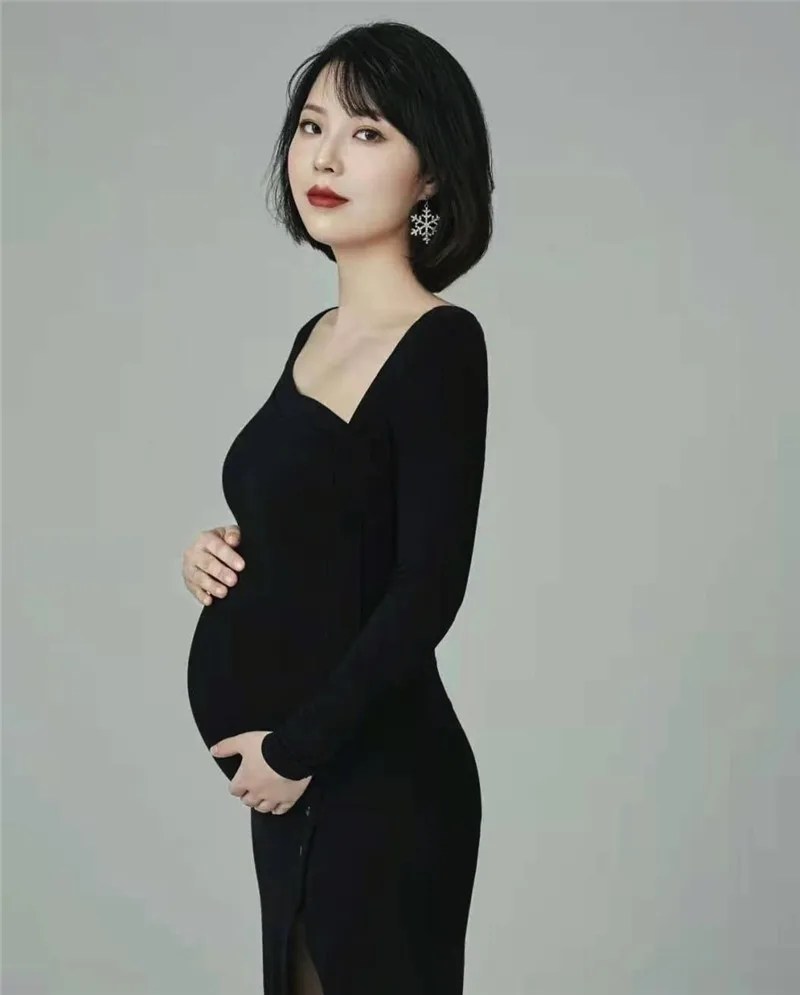Vestido de embarazo de punto negro elegante para sesión fotográfica - imagen 4
